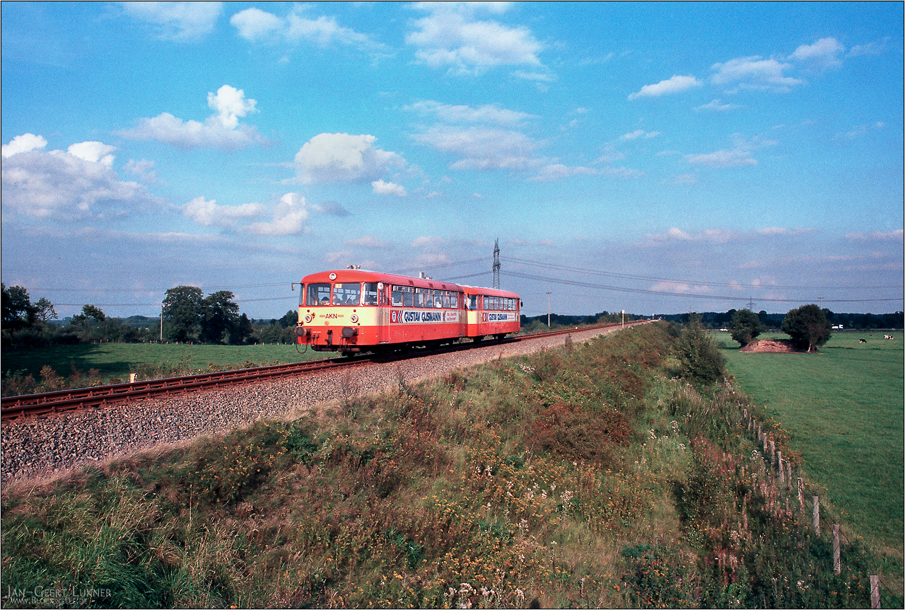 http://www.blockstelle.de/anderes/EBO-Schienenbusse/S0037001Sparrieshoop.jpg